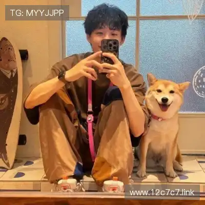 石珺胡